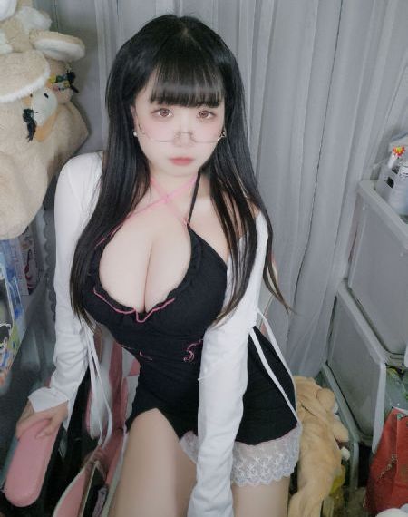 秋霞久久女婷五月綜合色啪_國產在線視頻
