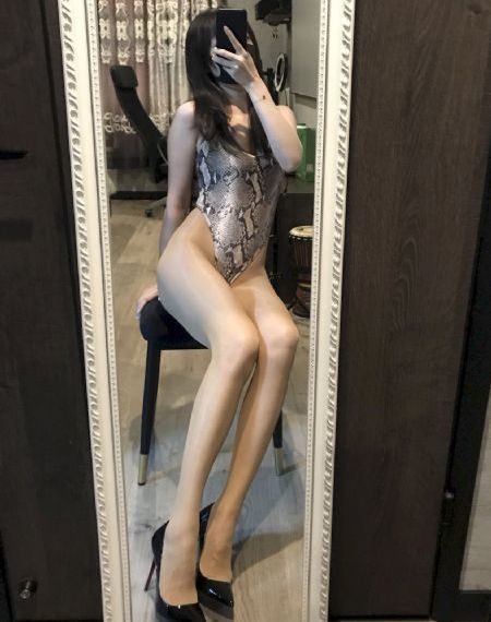 中出美女白漿_BD國(guó)語(yǔ)在線手機(jī)播放