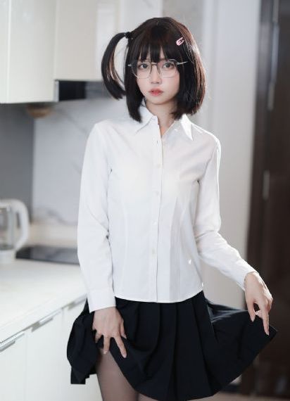 男人午夜深喉免費在線觀看_BD英語手機在線看