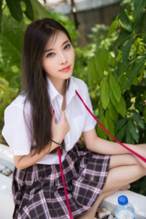 美女吸乳視頻網(wǎng)站_DVD免費(fèi)在線觀看