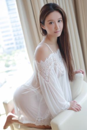 女人被扒開蔭道口自慰爽的小說_快播高清無刪減WWW