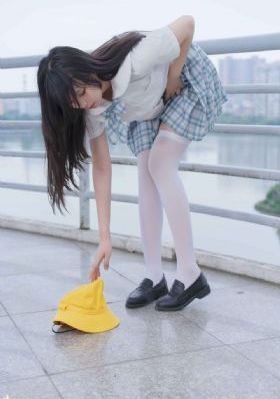 美女胸大噴水網站www黃無內衣_日本電影在線