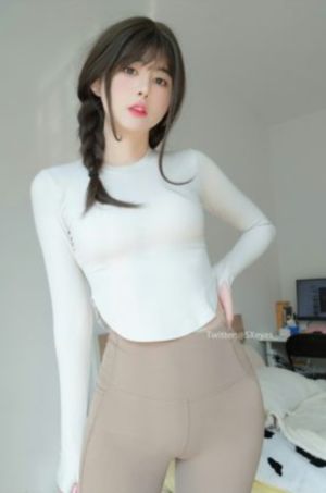 國產sm腳奴調教丨踩踏賤奴_劇情片影視在線觀看