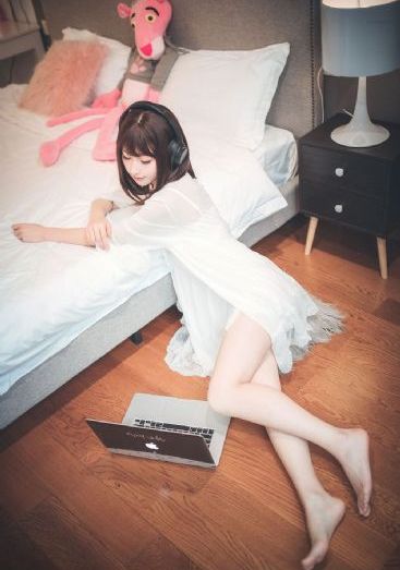久久青草免費福利資源站蜜芽_720完整版觀看