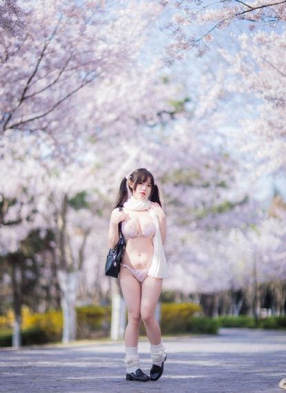 寡婦高潮一級毛片最簡單處理_國產劇視頻大全