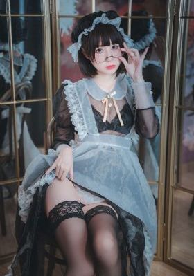 成人滿18在線觀看網站免費_BD韓語高清視頻播放