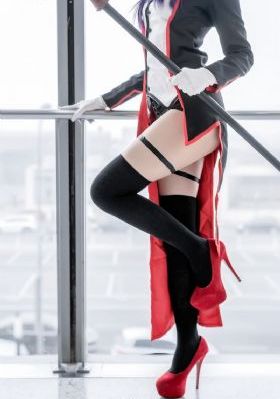 男子大力糟蹋女服務員視頻_日韓電影在線