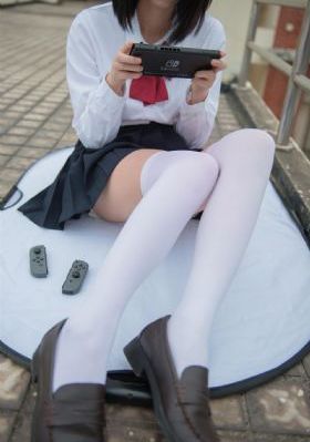 www.99熱這里只有精品_高清無刪減在線觀看