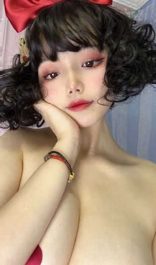 琳瑯社區(qū)精品網(wǎng)紅動漫日本_成人在線觀看免費